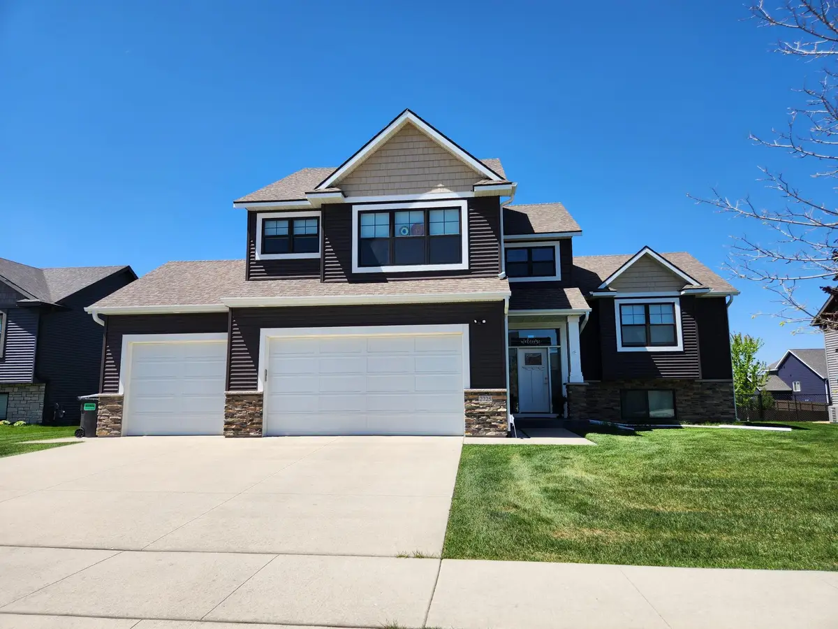 2225 Phoenix Road Sw, Rochester, MN 55902 - #1