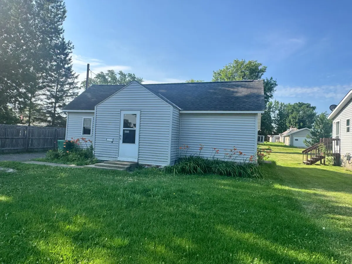511 5th Street Nw, Aitkin, MN 56431 - #1
