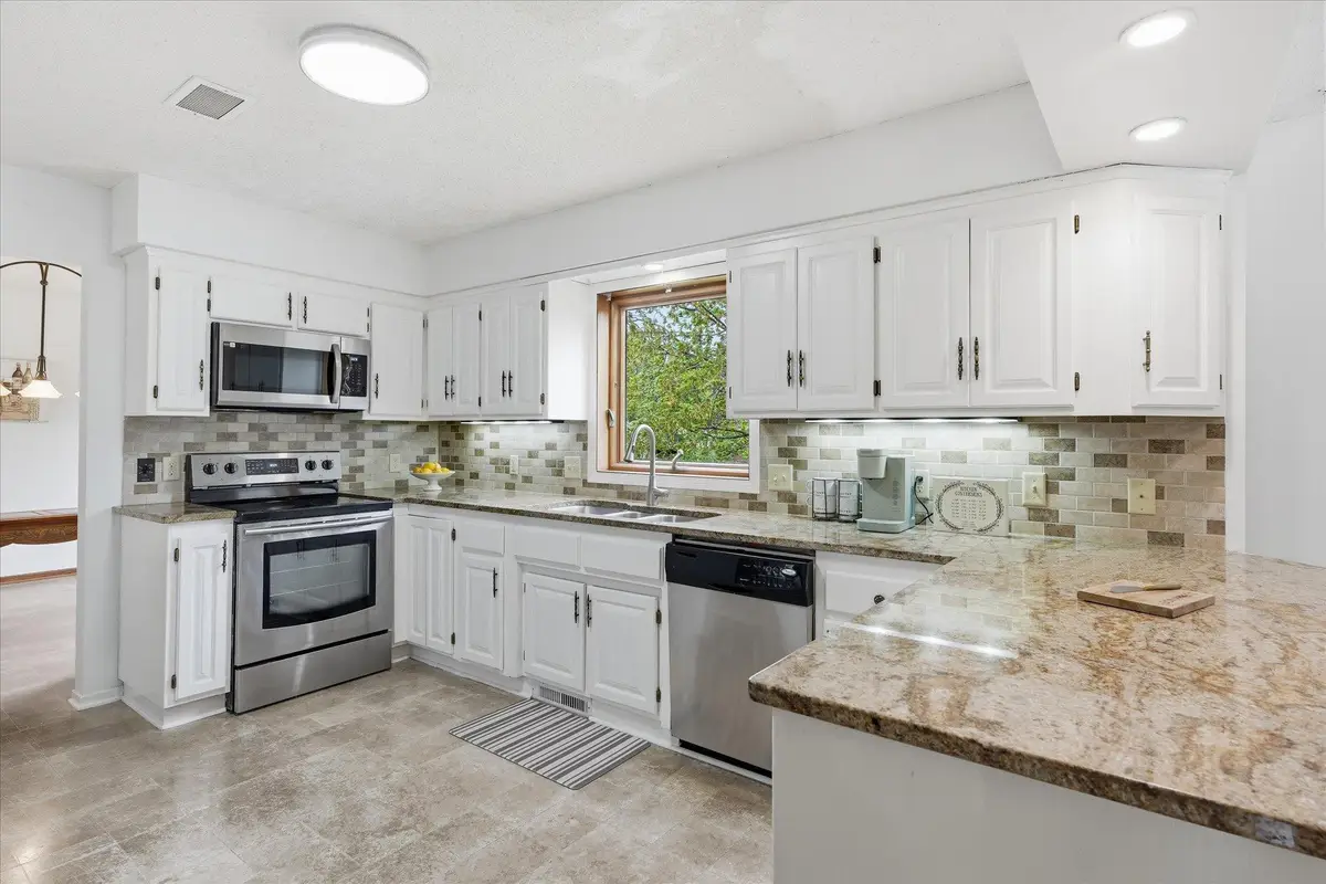 2500 Highland View Avenue S, Burnsville, MN 55337 - #1