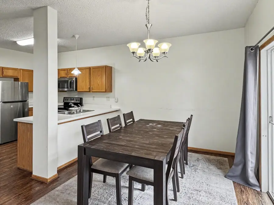 665 Kingfisher Lane #E, Woodbury, MN 55125 - #2