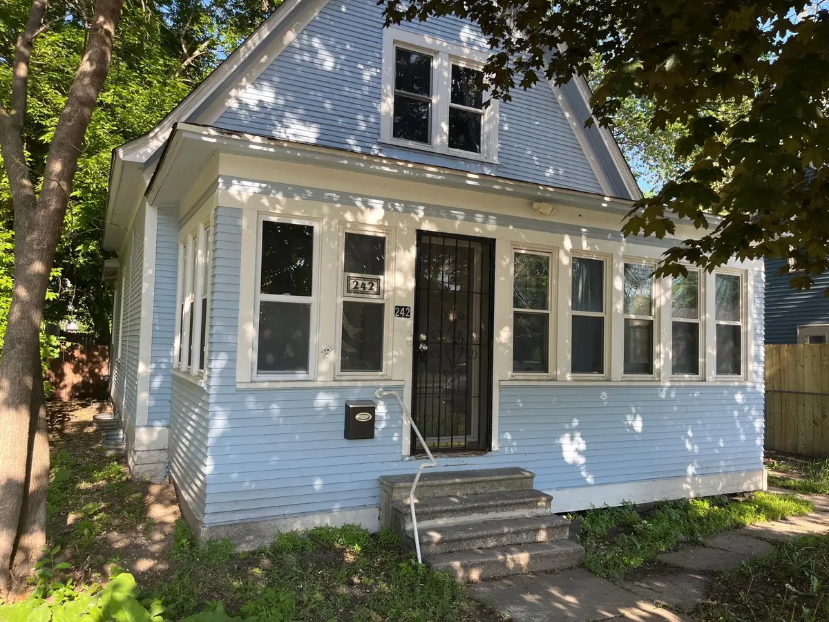 242 Penn Avenue N, Minneapolis, MN 55405 - #1