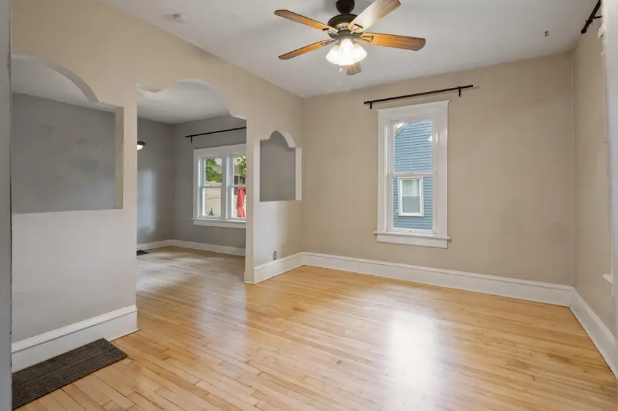 242 Penn Avenue N, Minneapolis, MN 55405 - #2