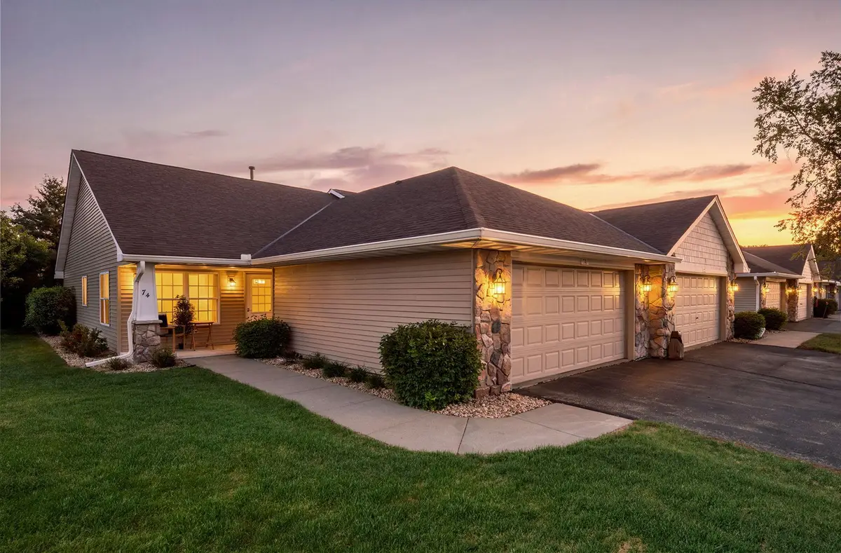 74 Crown Pointe Curve, Hudson, WI 54016 - #1