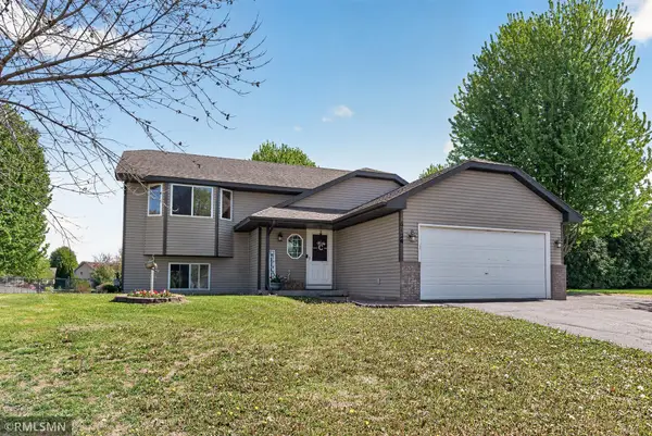 6124 258th Street, Wyoming, MN 55092
