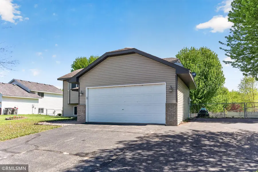 6124 258th Street, Wyoming, MN 55092 - #2
