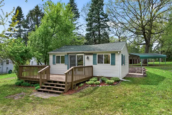 11073 Hoyer Avenue Nw, Annandale, MN 55302