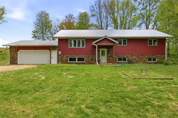 1237 County Road N, Roberts, WI 54023