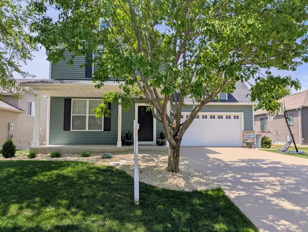 1411 Century Point Lane Ne, Rochester, MN 55906