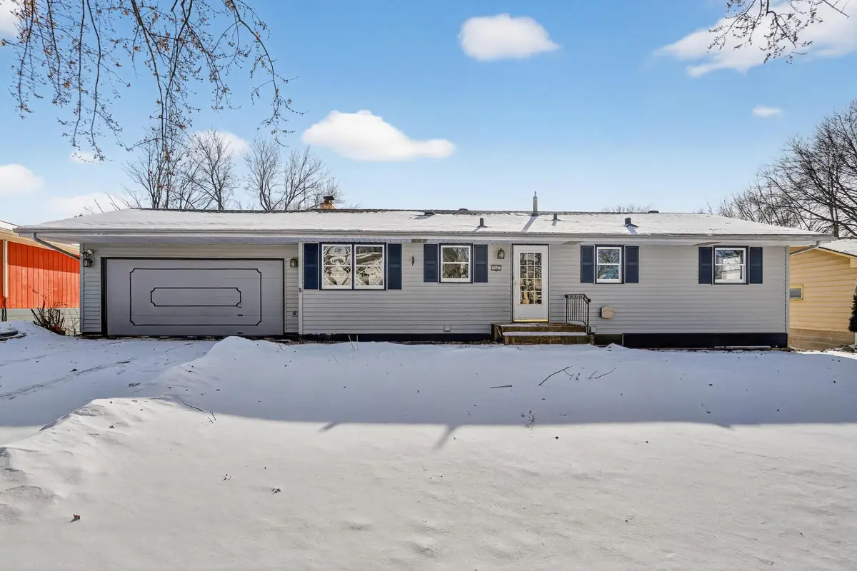 8941 48th Avenue N, New Hope, MN 55428 - #1