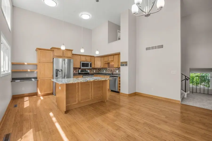 1005 W 105th Street, Bloomington, MN 55431 - #3