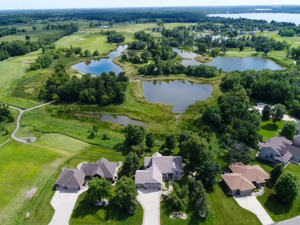 4424 Donway Drive Ne, Alexandria, MN 56308