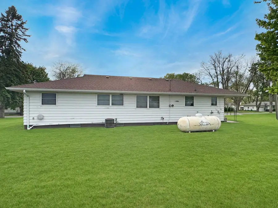 314 N Maple Street, Ellsworth, MN 56129 - #2