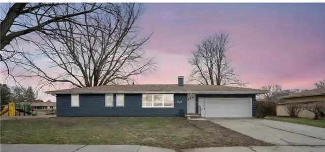 704 Washington Avenue, Fairmont, MN 56031 - #2