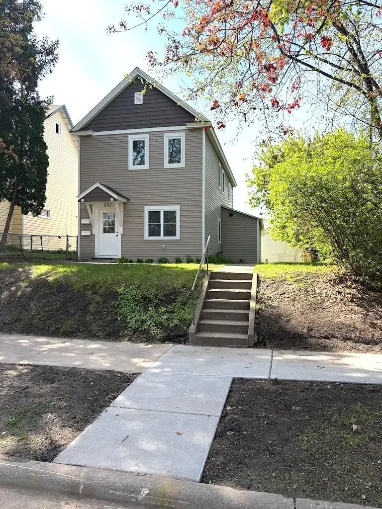 892 4th Street E, Saint Paul, MN 55106 - #1
