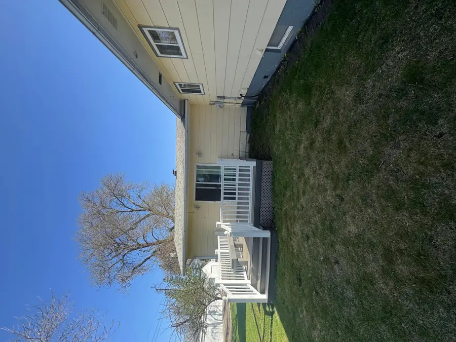 203 Park Ave, Finley, ND 58230 - #3