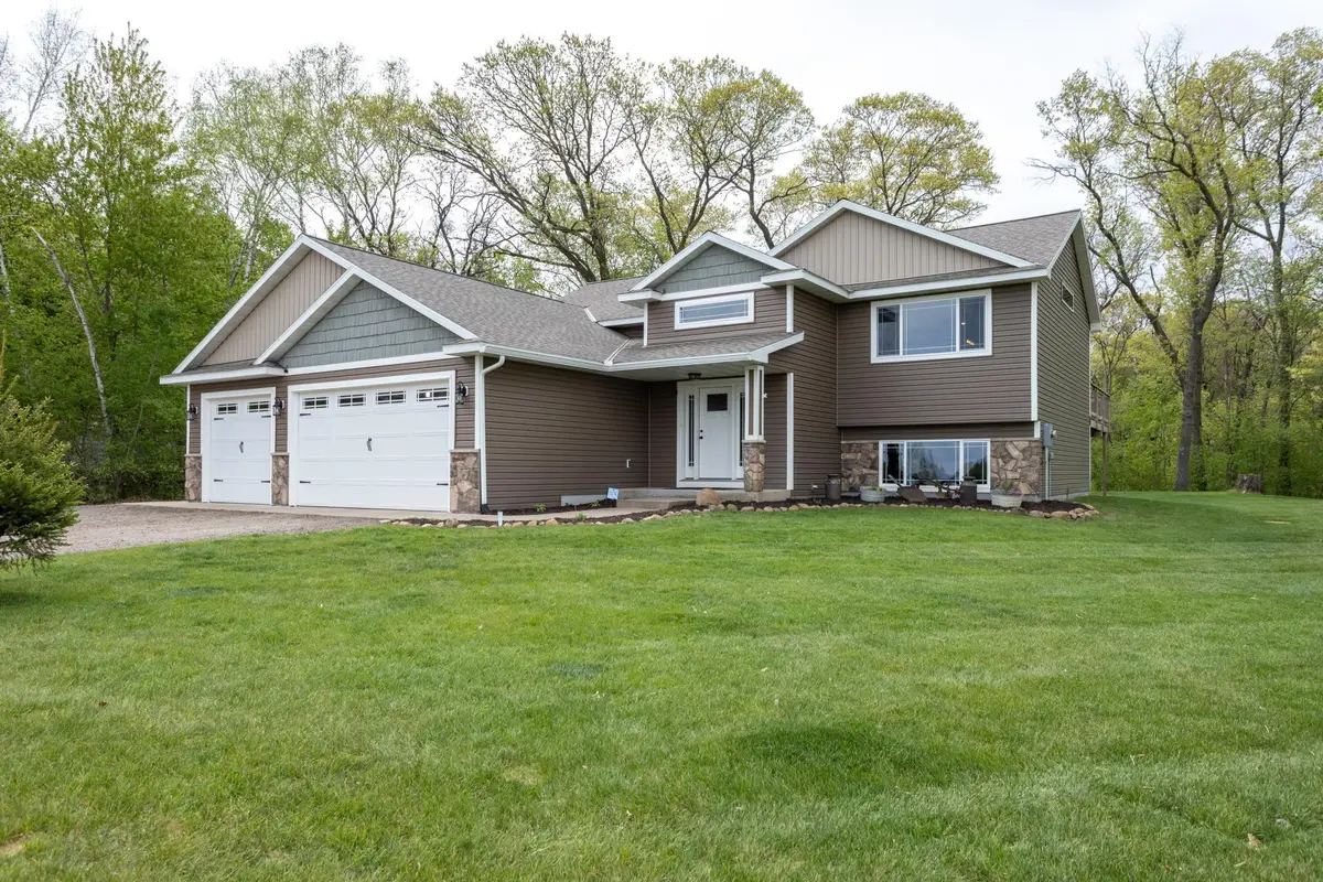 7956 325th Avenue Nw, Princeton, MN 55371 - #1