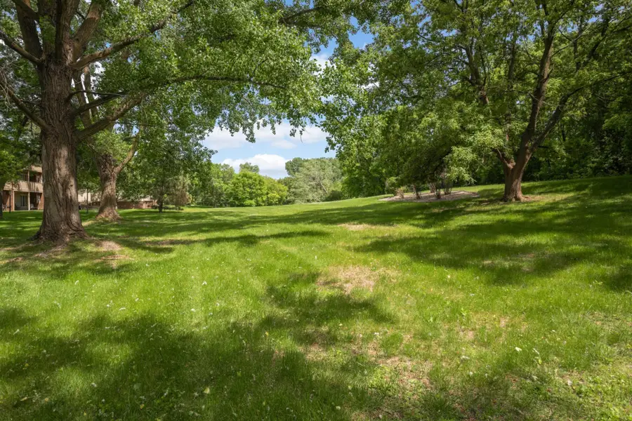 7623 Harold Avenue, Golden Valley, MN 55427 - #2