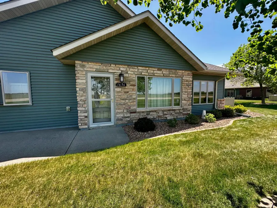 1636 Thunderbird Road #11, Marshall, MN 56258 - #2