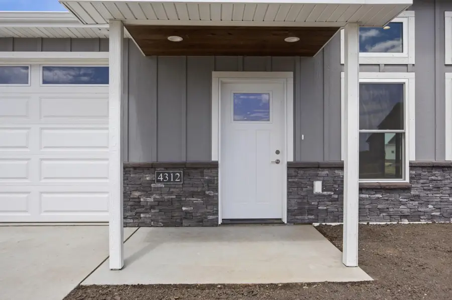 4312 23rd Avenue S, Moorhead, MN 56560 - #2