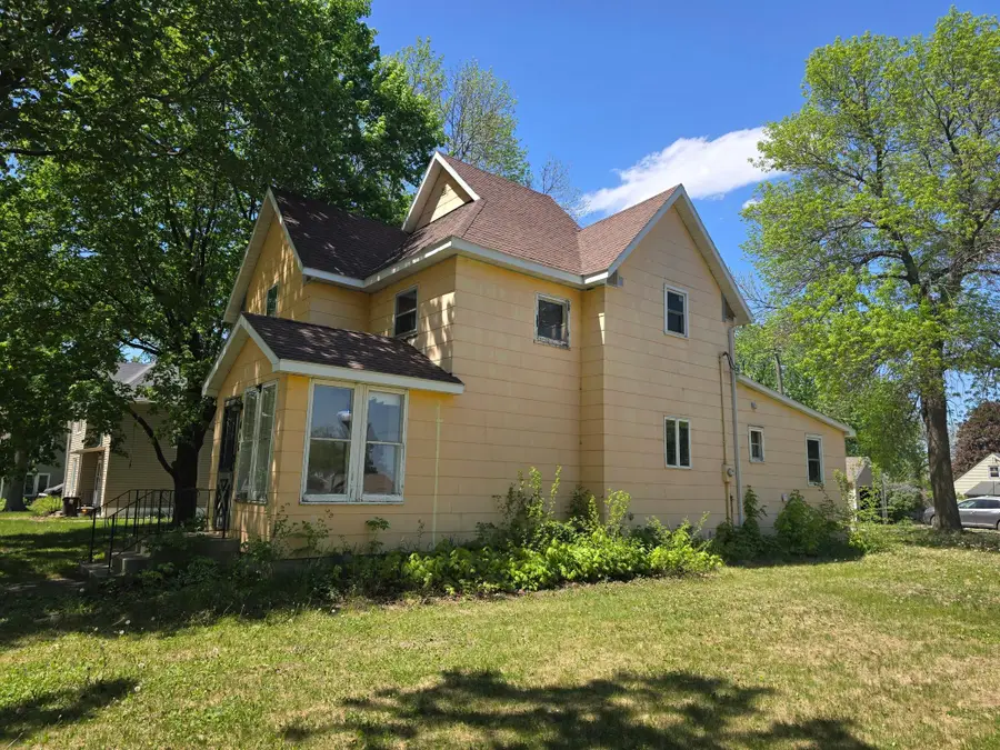 410 E Ciro Street, Truman, MN 56088 - #3