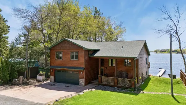 32940 Nueman Trail, Lindstrom, MN 55045