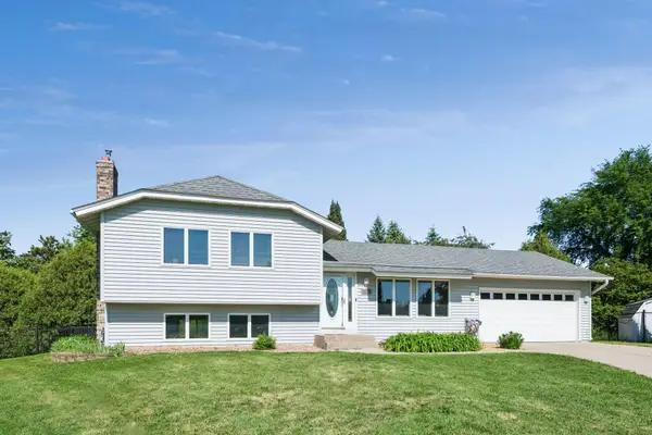 7920 W 107th Street Circle, Bloomington, MN 55438