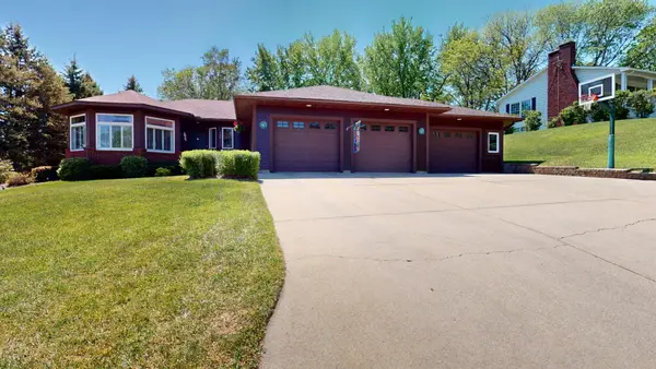1401 Martin Road, Albert Lea, MN 56007