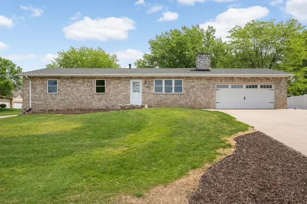 18774 Jordan Trail, Lakeville, MN 55044