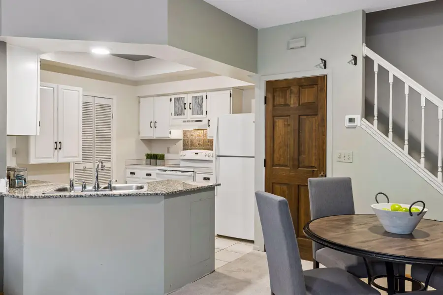 518 Lovell Avenue #3, Roseville, MN 55113 - #3