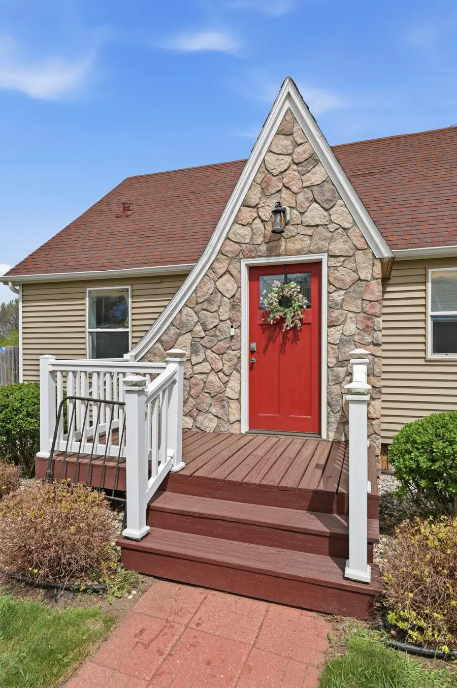 224 Elm Street W, Detroit Lakes, MN 56501 - #3