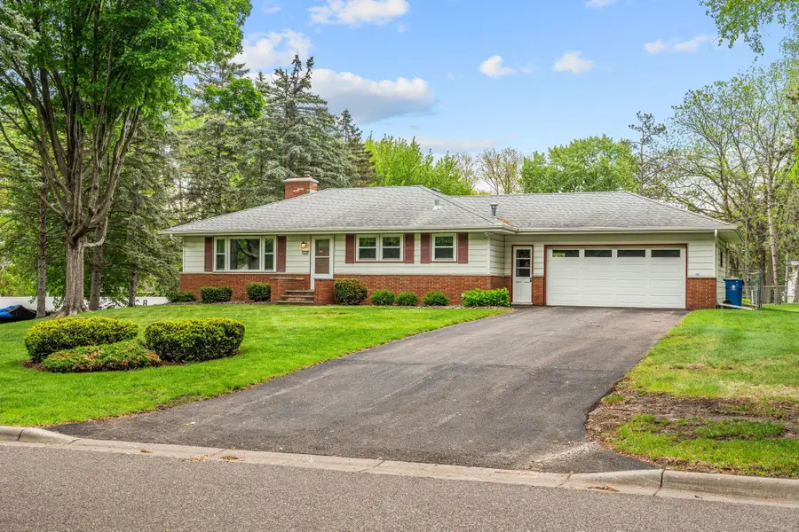 310 Lanewood Lane N, Plymouth, MN 55447 - #2