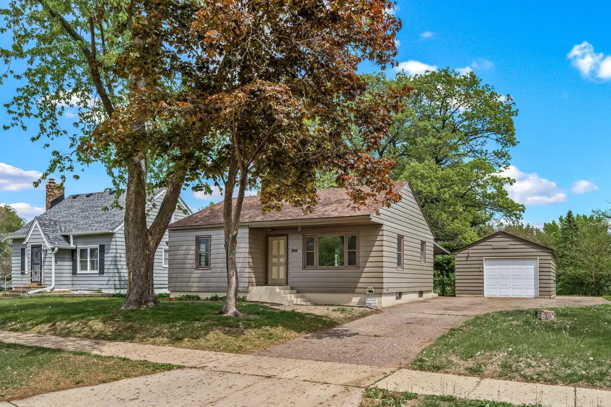 3161 Venus Avenue, Eau Claire, WI 54703 - #1