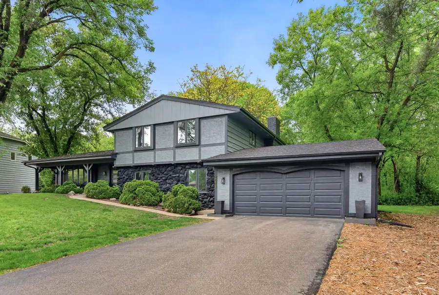 2841 Mayfield Road, Minnetonka, MN 55391 - #2