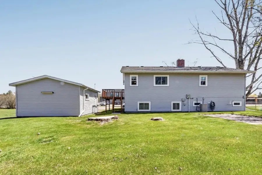 515 Columbus Avenue, Cohasset, MN 55721 - #2