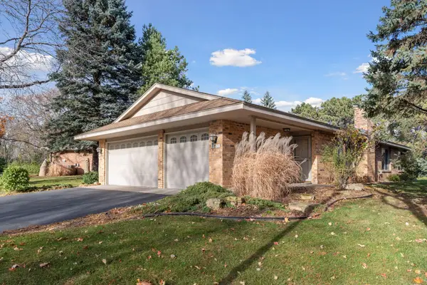 50 Kimberly Lane N, Plymouth, MN 55447