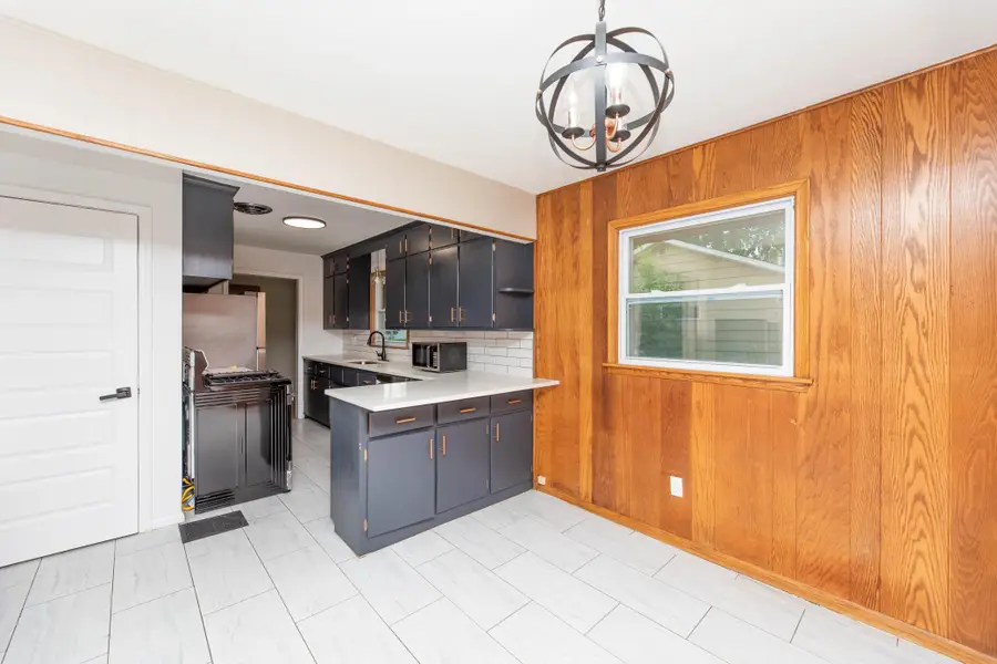 3947 Hayes Street Ne, Columbia Heights, MN 55421 - #3