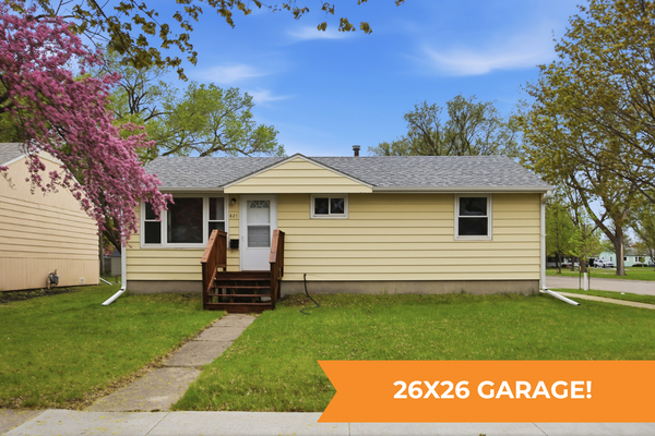 621 19th Street N, Moorhead, MN 56560