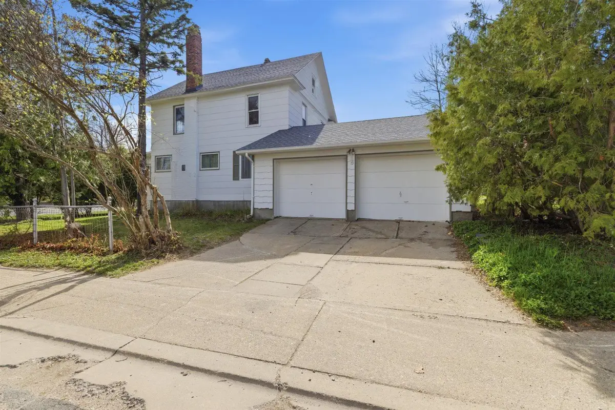 825 Fayal Rd, Eveleth, MN 55734 - #1