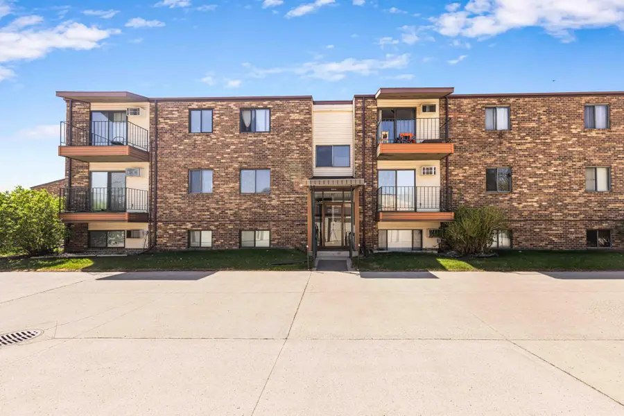 2650 15th Street S #104, Fargo, ND 58103 - #2