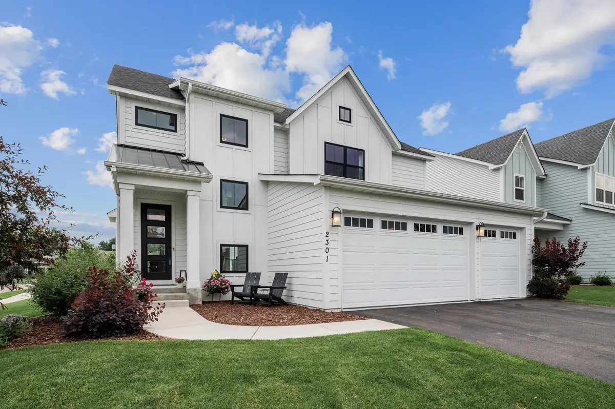 2301 Keystone Avenue Ne, Saint Michael, MN 55376 - #1