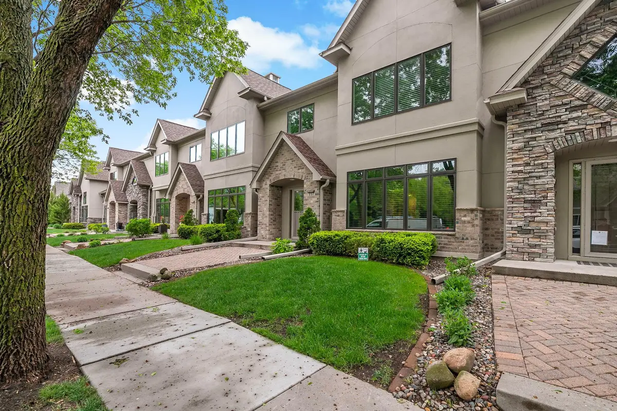 337 Willoughby Way W, Minnetonka, MN 55305 - #1