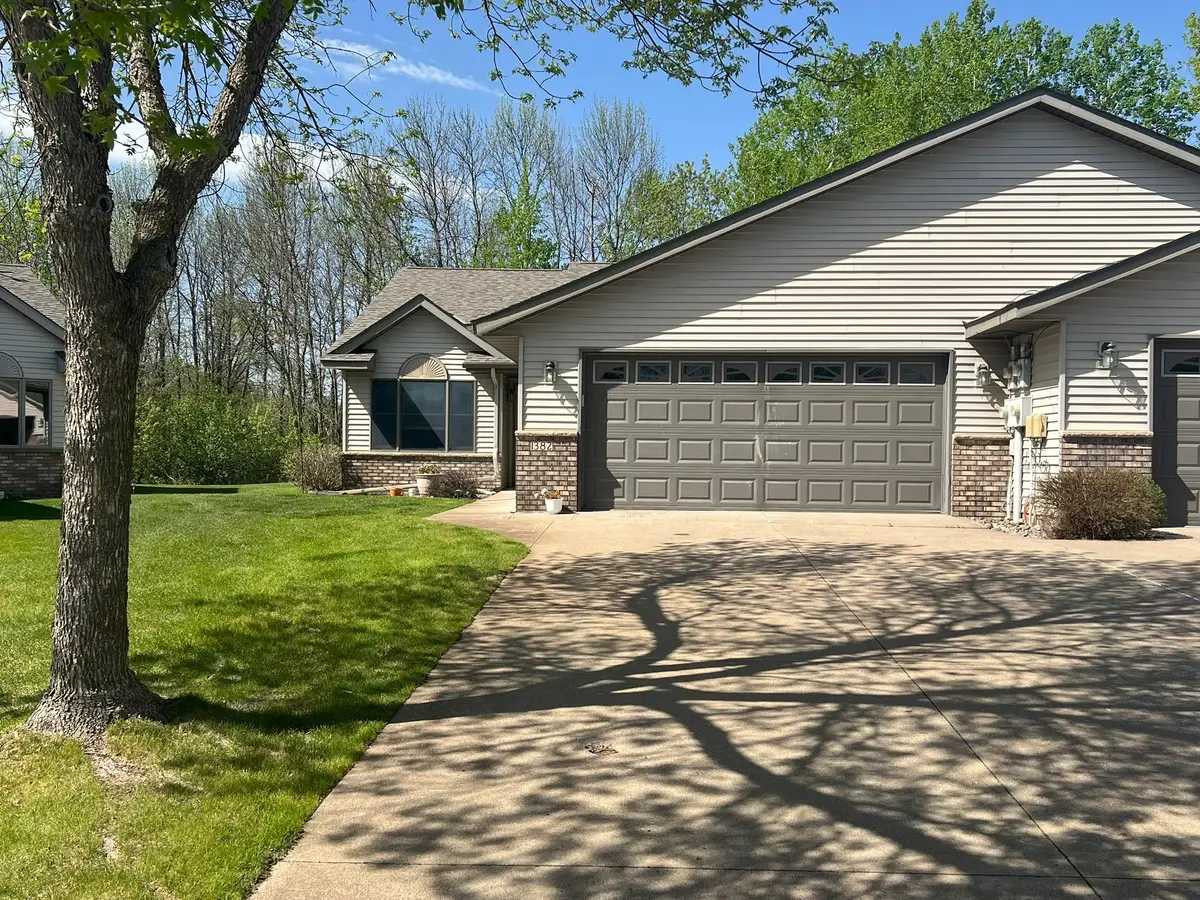 1382 4th Avenue Nw, Milaca, MN 56353 - #1