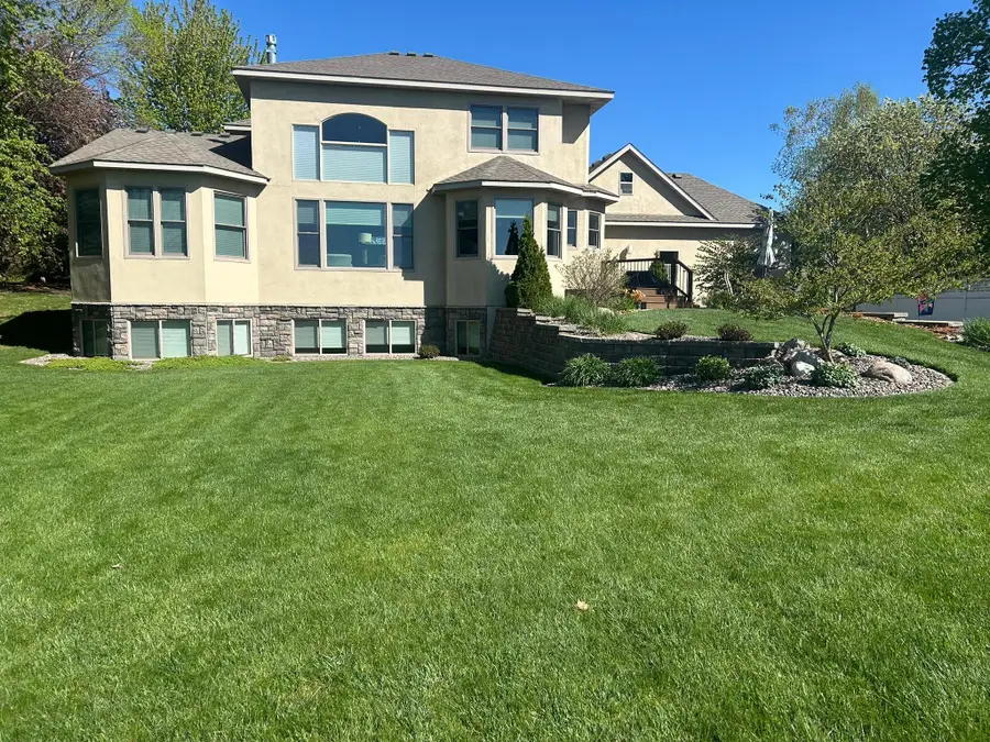 3506 W Eagle Ridge Dr, Willmar, MN 56201 - #3
