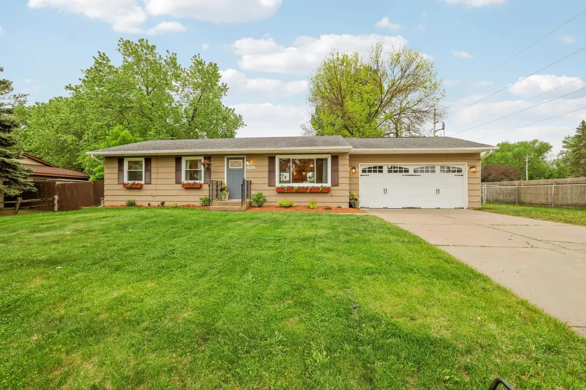 1392 Amaryllis Lane, Eagan, MN 55123 - #1