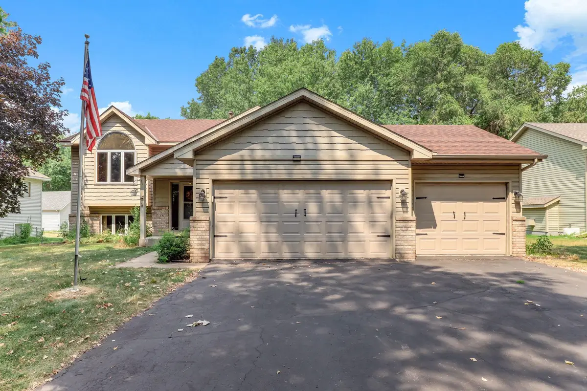 397 Viking Drive E, Little Canada, MN 55117 - #1