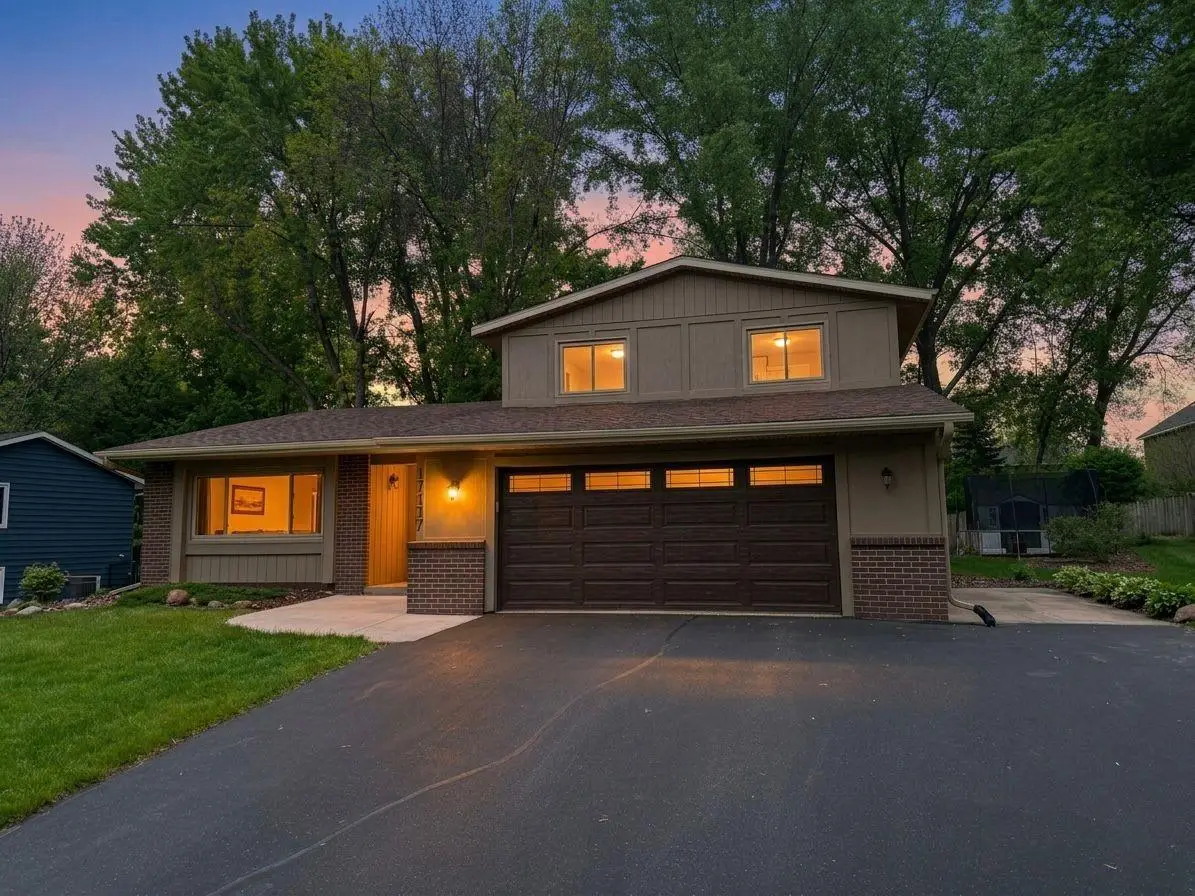 17137 Franchise Way, Lakeville, MN 55024 - #1
