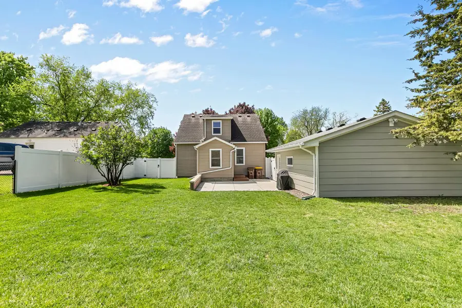 209 4th Street Sw, New Prague, MN 56071 - #2