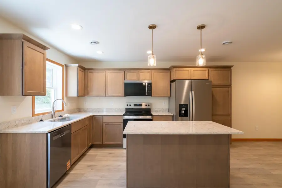 1246 4th Street Nw, Valley City, ND 58072 - #3
