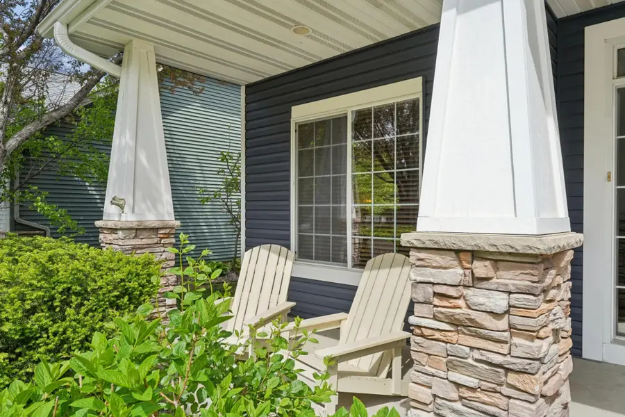 2413 Sandstone Drive, Woodbury, MN 55129 - #3