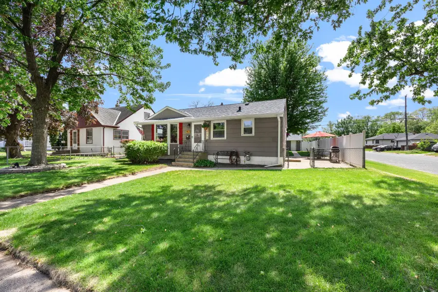 157 Macarthur Street W, South Saint Paul, MN 55075 - #3
